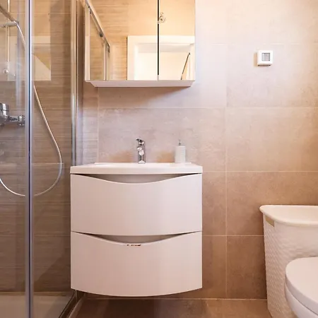 Apartamento With Parking Space Sukosan, Zadar - 25970